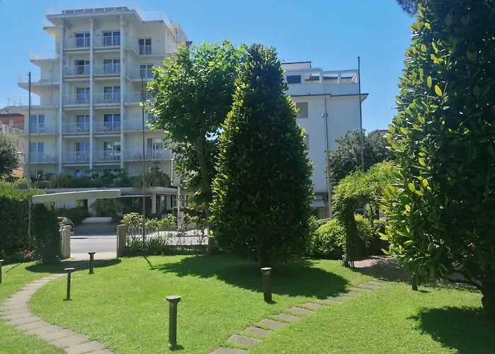 Günstige Hotels in Lido di Camaiore