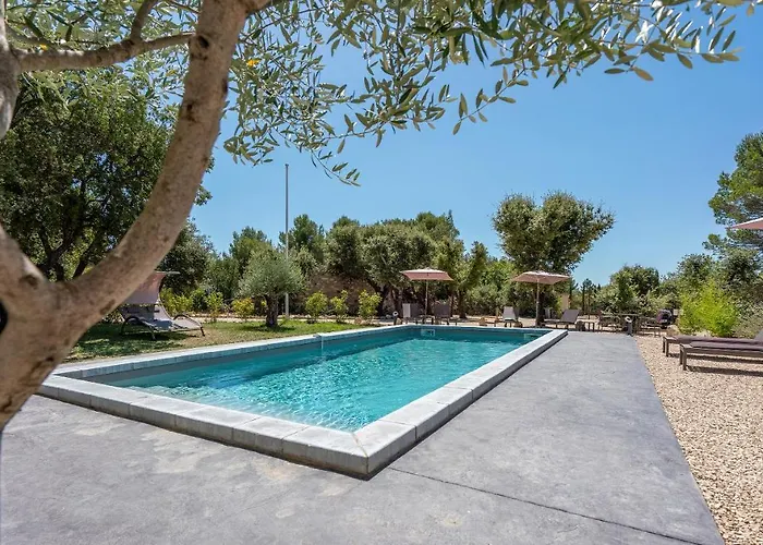 Pensionen in Lourmarin