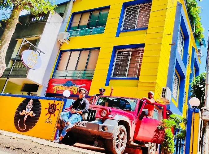 Hostels in Pune