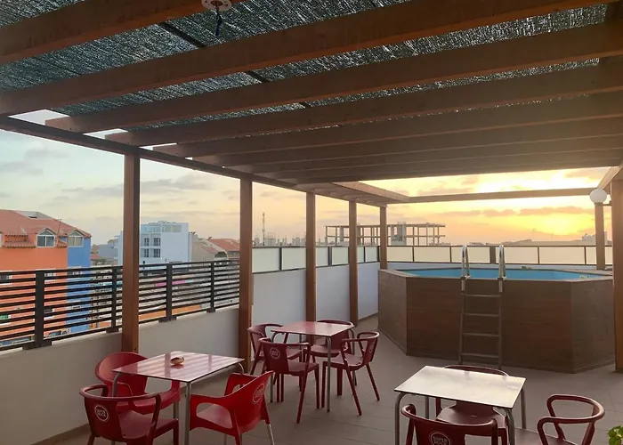 Hoteles Baratos en Santa María