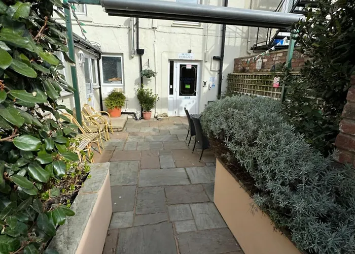 Cheap Hotels in Llandudno