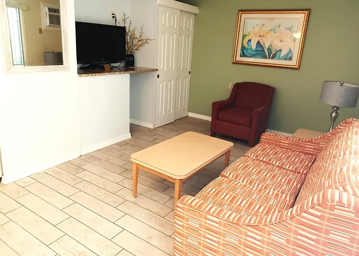 Cheap Hotels in Treasure Island