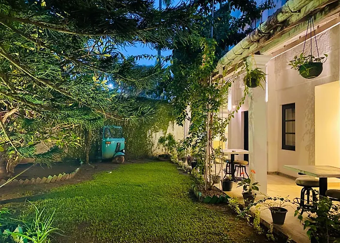 Hostels in Dehiwala-Mount Lavinia