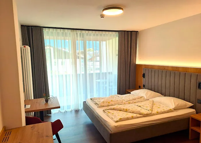 Günstige Hotels in Latsch