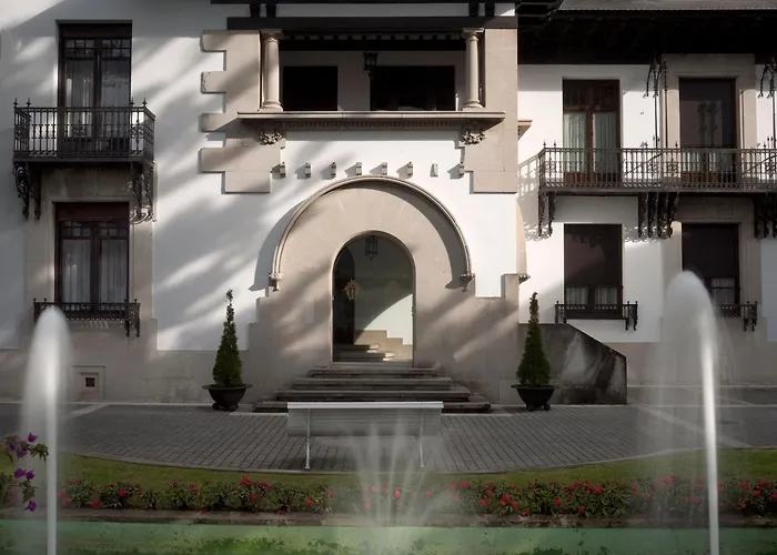Hoteles Baratos en Navia