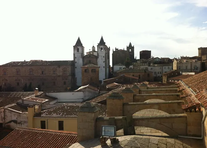 Hoteles Baratos en Caces