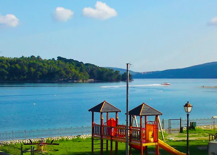 Pensions in Nydri (Lefkada)