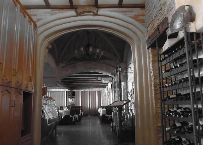 Hoteles Baratos en Vélez de Benaudalla