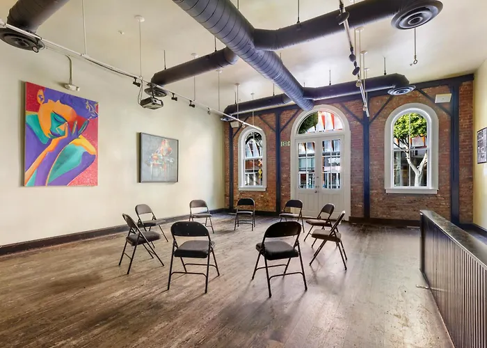 Hostels in Santa Monica