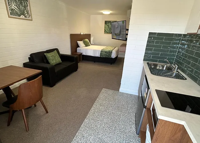 Cheap Hotels in Adelaide
