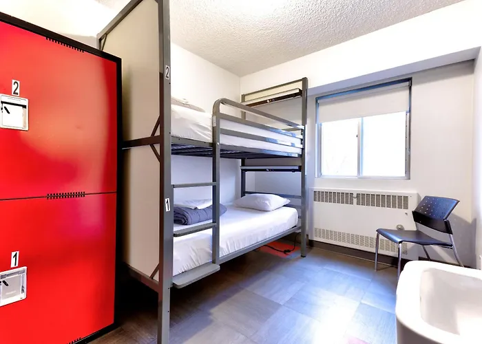 Hostels in Edmonton