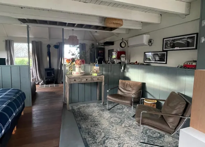 Bed and Breakfast in Hank