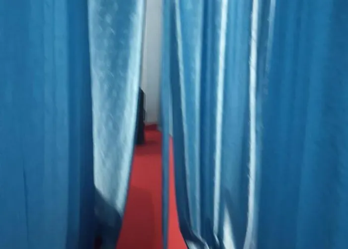 Hostels in Prayagraj