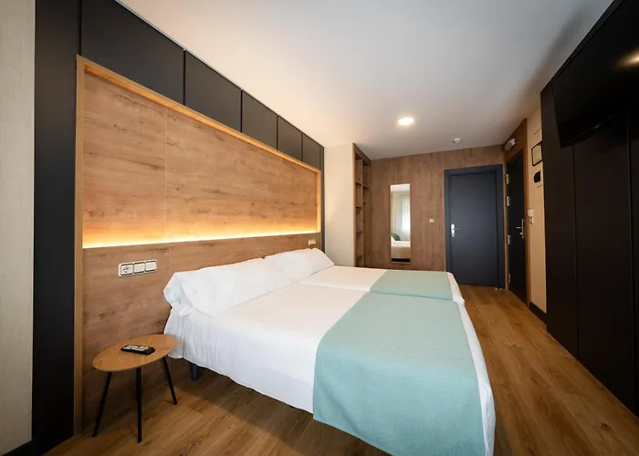 Hoteles Baratos en Cee