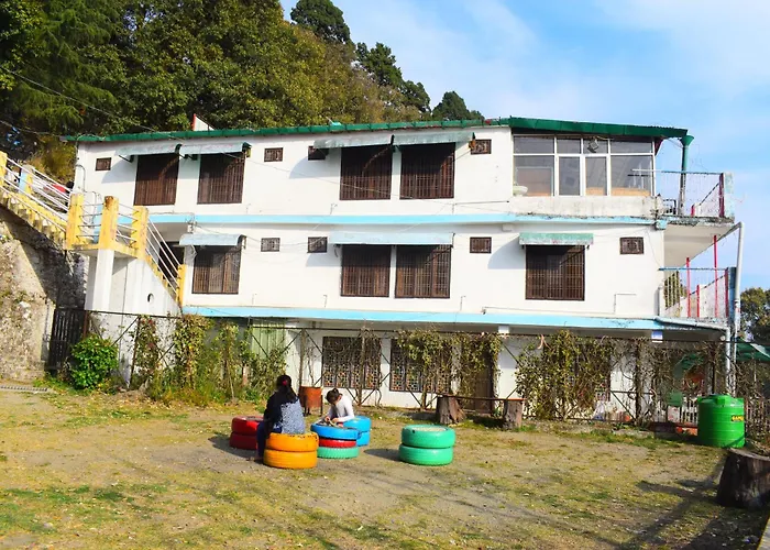 Cheap Hotels in Nainital