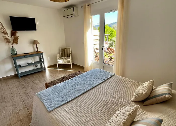 Bed and Breakfast in Saint-Florent (Corsica)