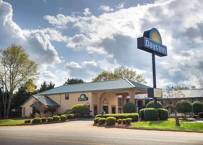 Cheap Hotels in Thomaston