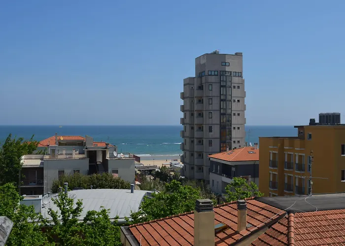 Hoteles Baratos en Pésaro
