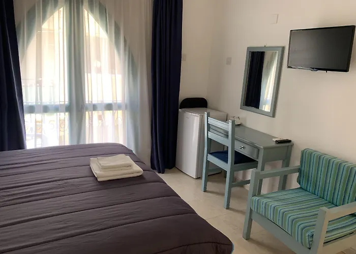 Cheap Hotels in Paphos