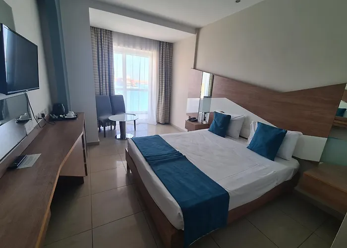 Cheap Hotels in Valletta
