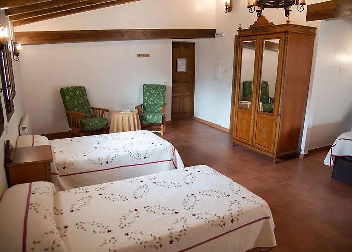 Hoteles Baratos en La Adrada