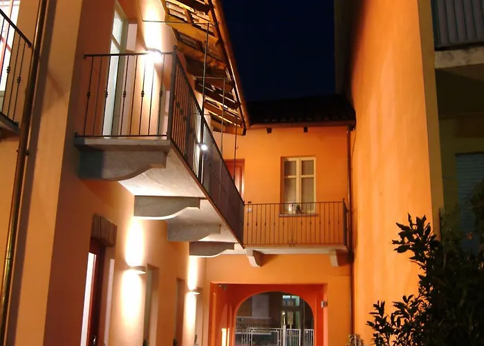 Pensionen in Alba (Piedmont)