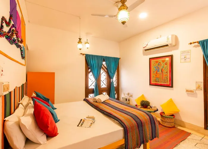 Hostels in Varanasi