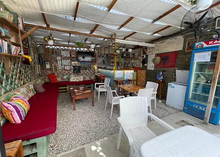 Hostels in Vlorë