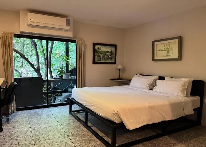 Hostels in Phra Nakhon Si Ayutthaya