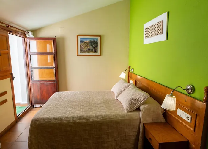Hoteles Baratos en Morella
