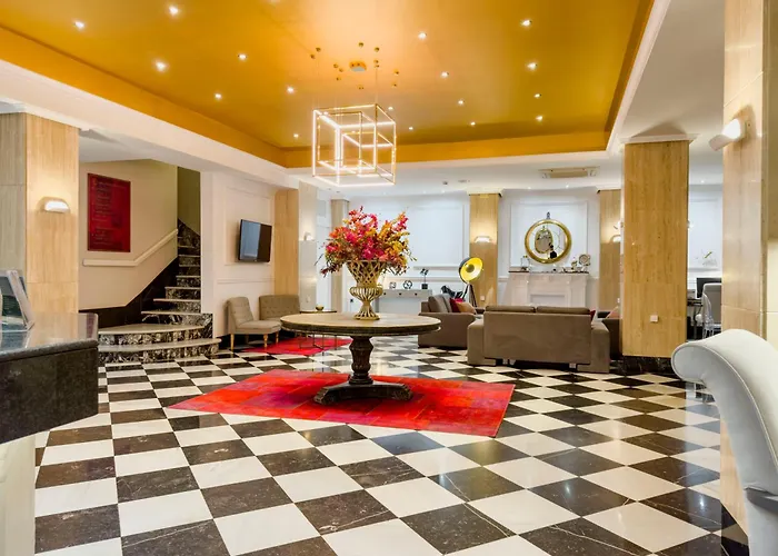 Hoteles Baratos en Almería