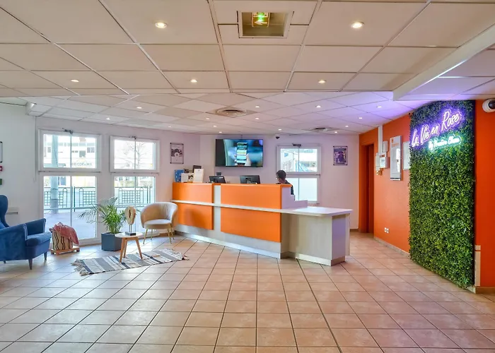 Hotel pas Cher à Suresnes