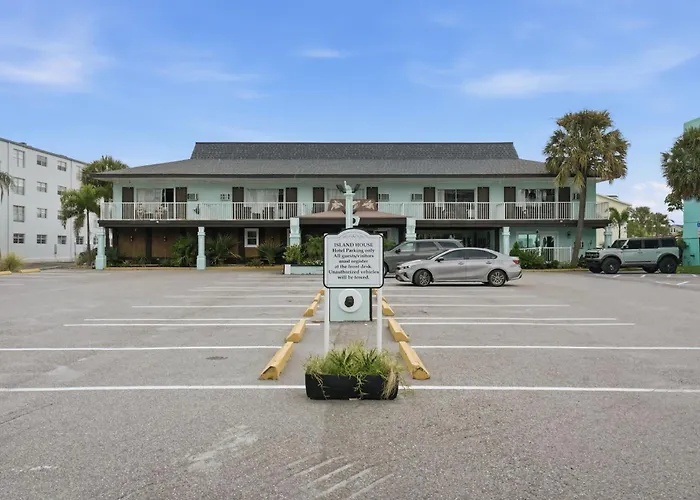 Motels in Gibsonton