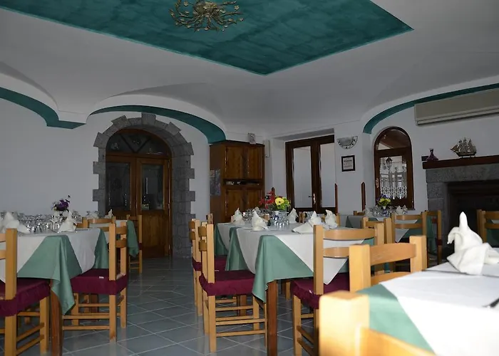 Pensionen in Ischia