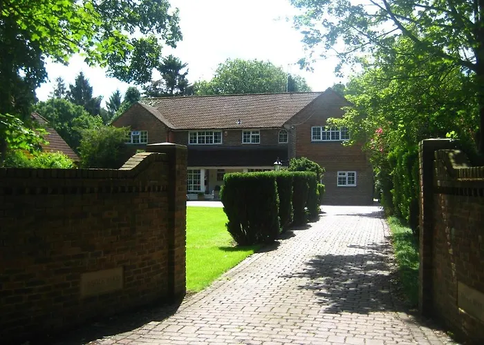 Bed and Breakfast in Crawley (West Sussex)