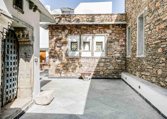 Bed and Breakfast in Udaipur