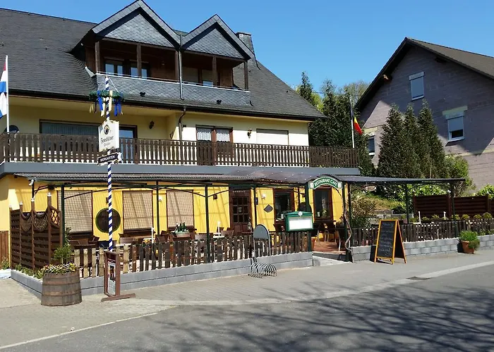 Günstige Hotels in Senheim