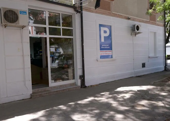 Bed and Breakfast in Ni