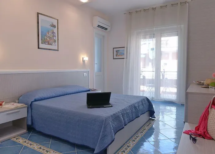 Hoteles Baratos en Maiori