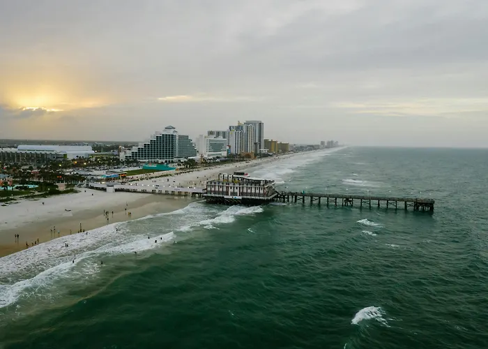 Hostels in Daytona Beach
