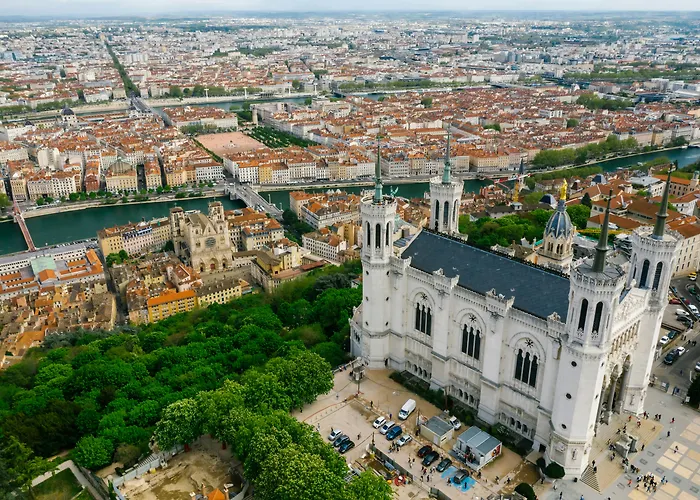 Hostels in Lyon